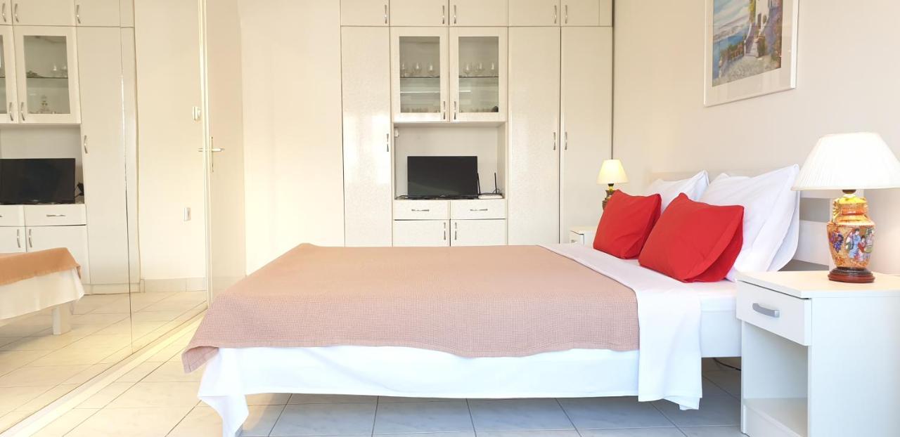 אוהריד The White Apartment מראה חיצוני תמונה